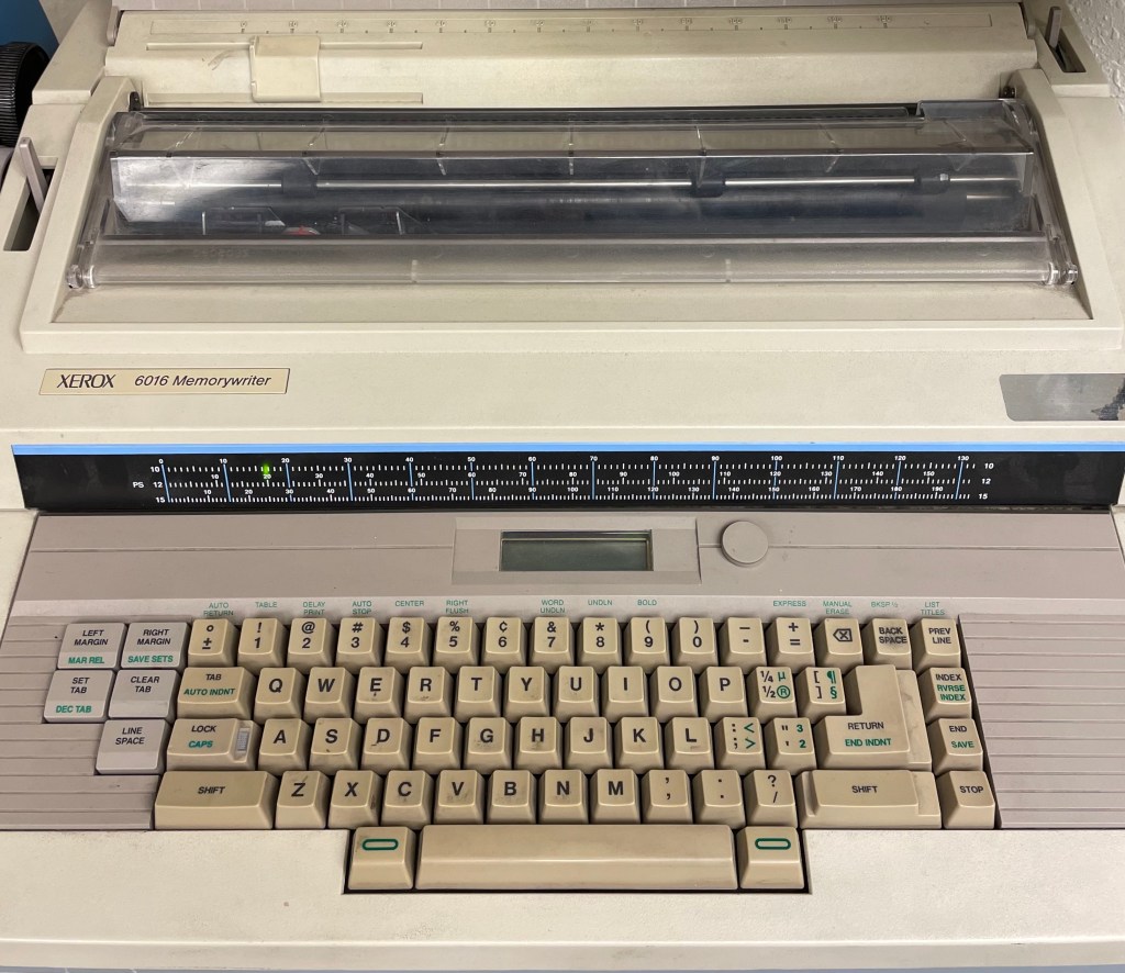 image of the front of a Xerox Memorywriter word processor