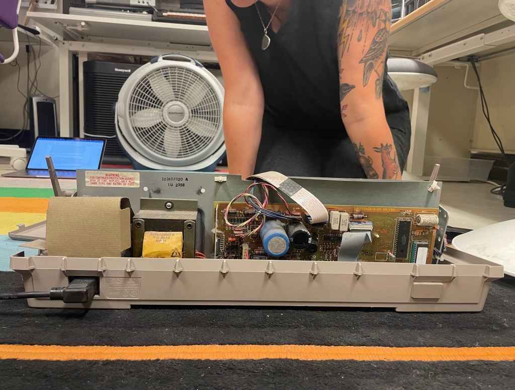 image of the back of the Xerox Memorywriter word processor with cover removed